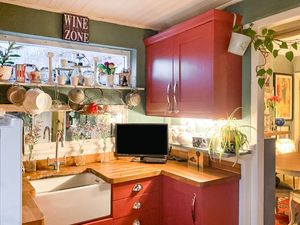 Photo 2- click for photo gallery